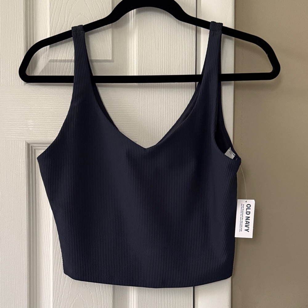 Old Navy cropped ribbed tank size Large